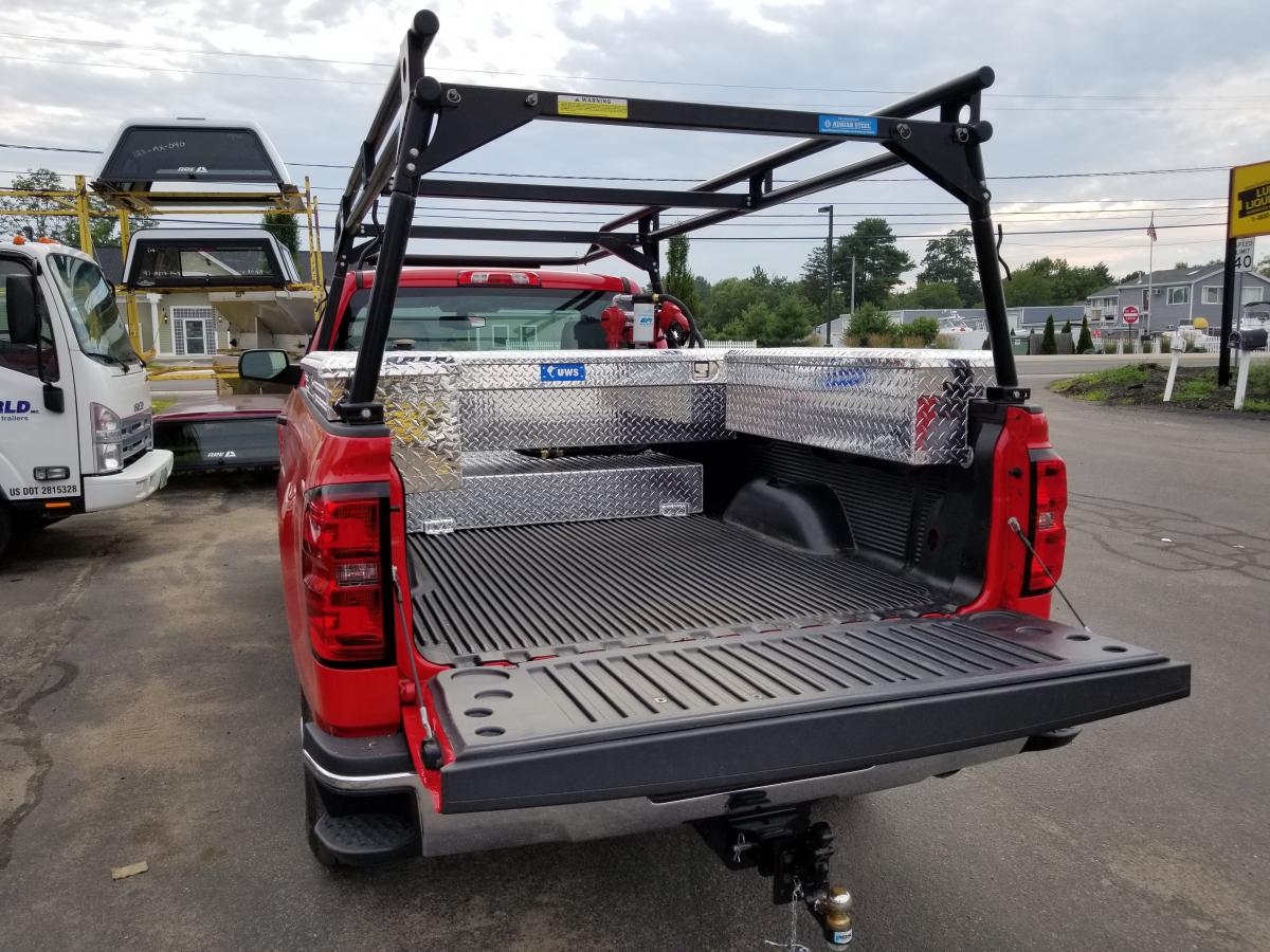BB72 TRUCK BED TOOL BOX 72L X 48W X 10 15/16H